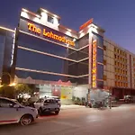 Hotel Lohmod At National Highway 8 - Free Airport Transffer
