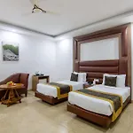 Hotel Lohmod At National Highway 8 - Free Airport Transffer