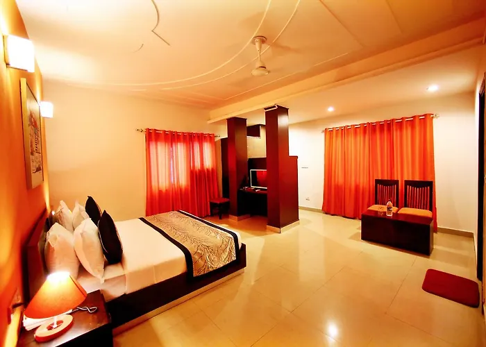 Hotel Lohmod At National Highway 8 - Free Airport Transffer